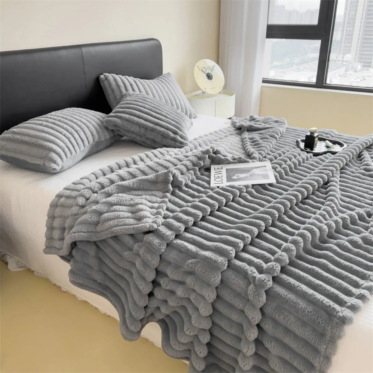 Thickened Blanket Bed Sheet Nap & Pet Cover